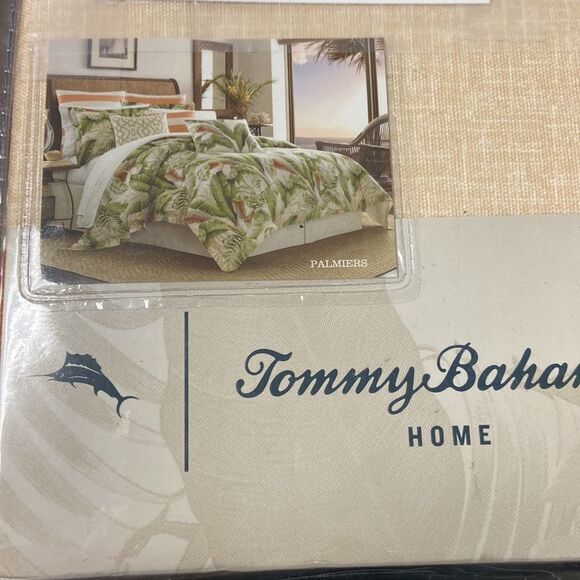 Tommy Bahama
Palmiers European Sham 26” X 26” - Picture 3 of 3